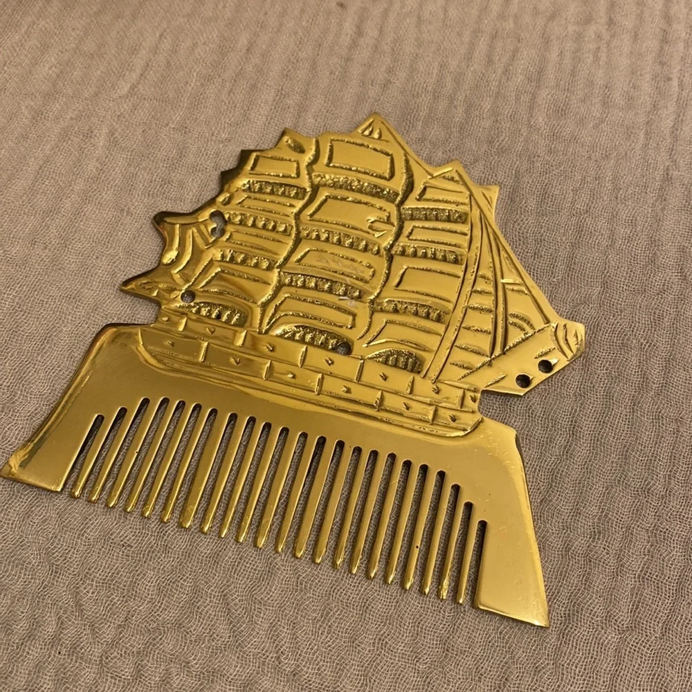 SIREN SONG Brass Gold Ship Design Comb